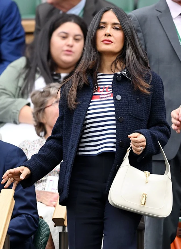 Salma Hayek na Wimbledon pripeljala hollywoodski glamur v najbolj elegantni opravi